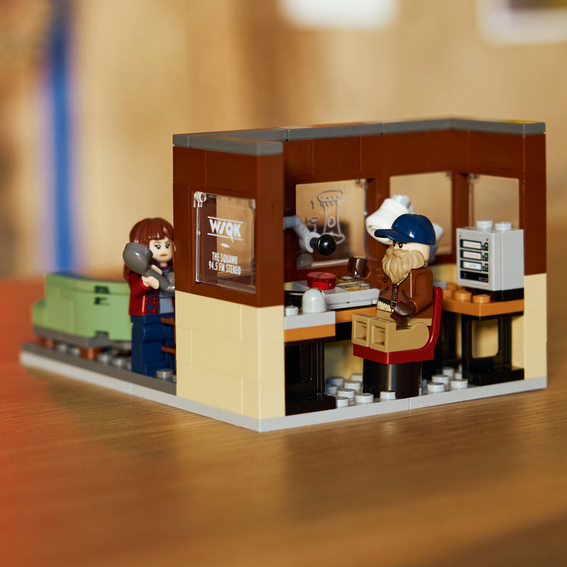Stranger Things: WSQK Radio Station