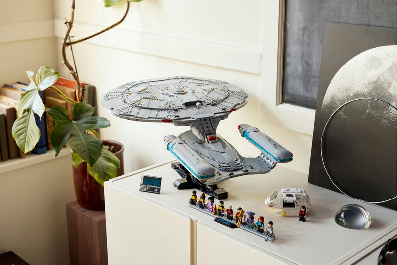 Star Trek: U.S.S. Enterprise NCC-1701-D™