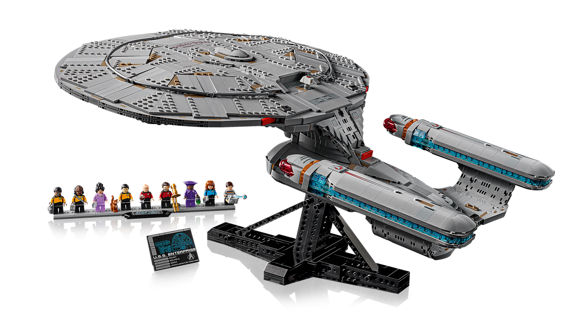 Star Trek: U.S.S. Enterprise NCC-1701-D™