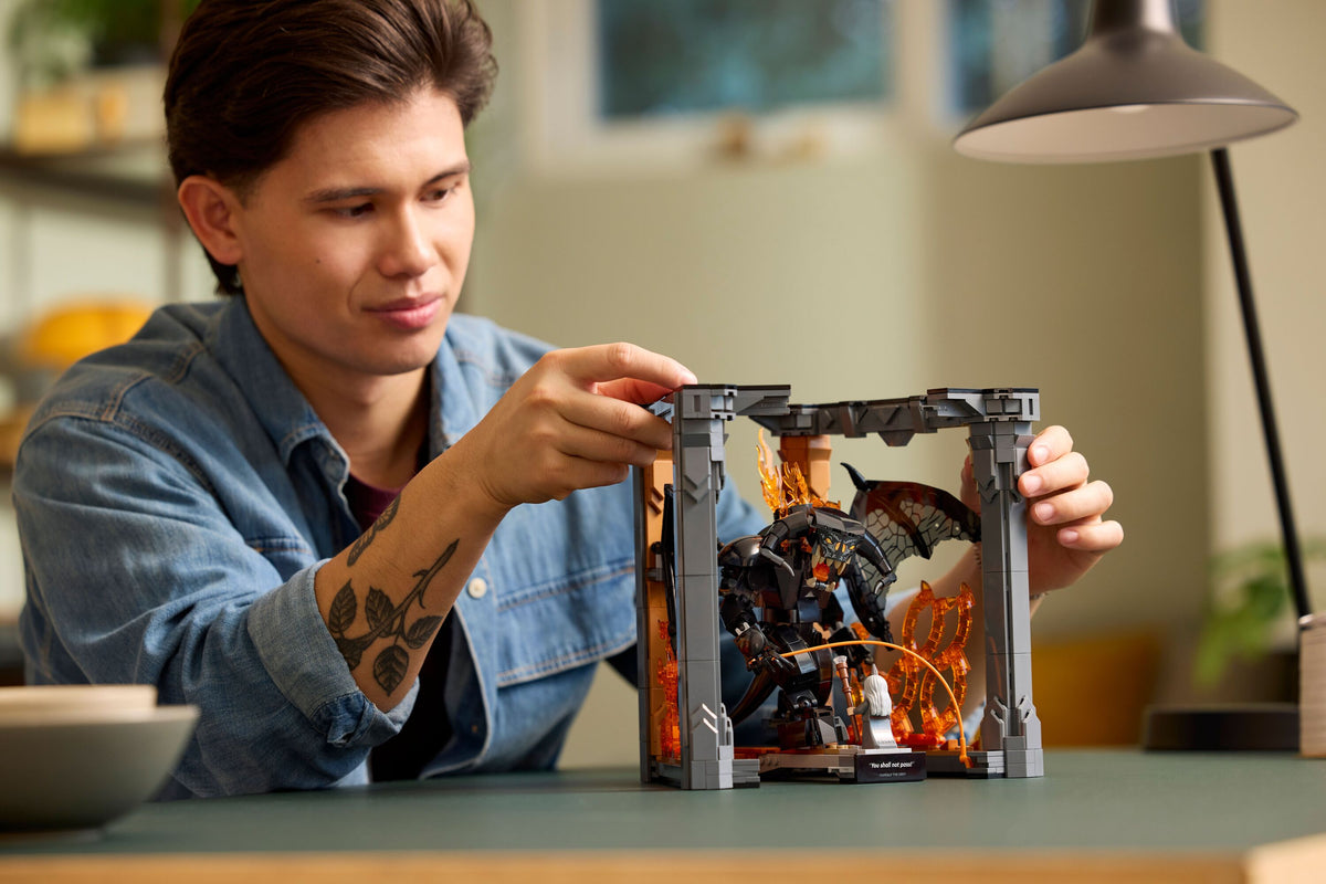 The Lord of the Rings: Balrog™ Book Nook
