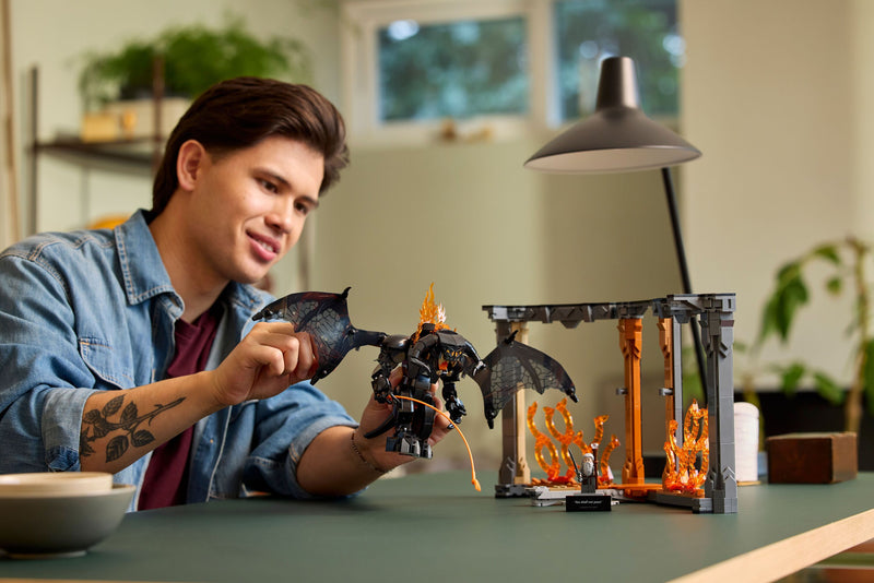 The Lord of the Rings: Balrog™ Book Nook