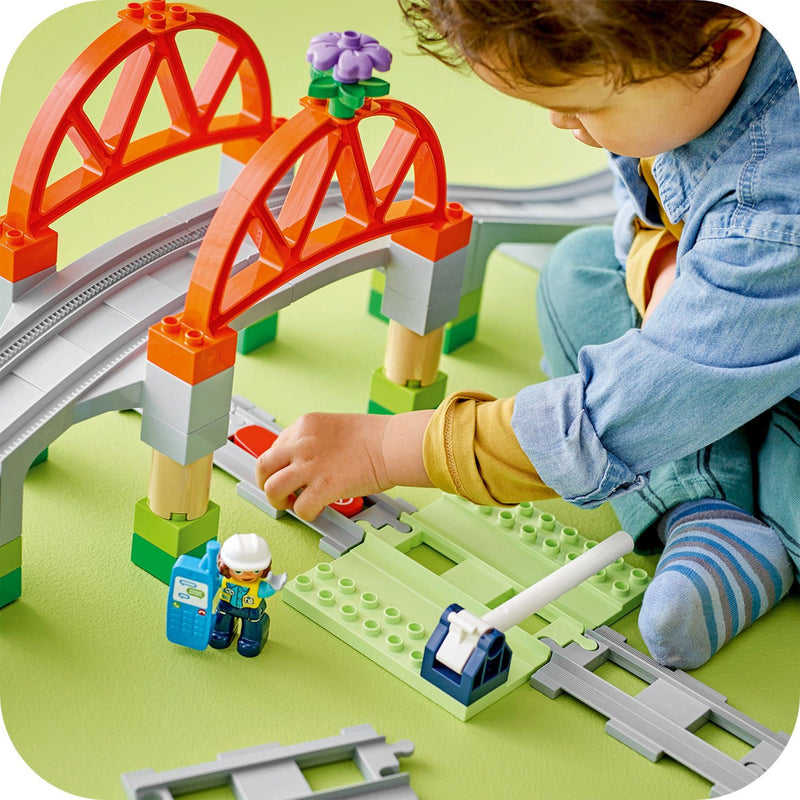 Train Bridge and Tracks Expansion Set