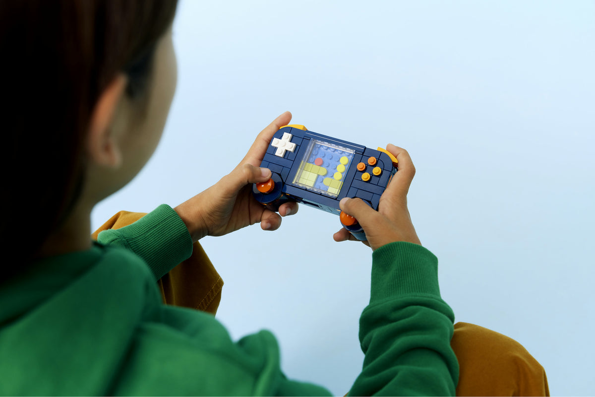 Retro Gaming Console