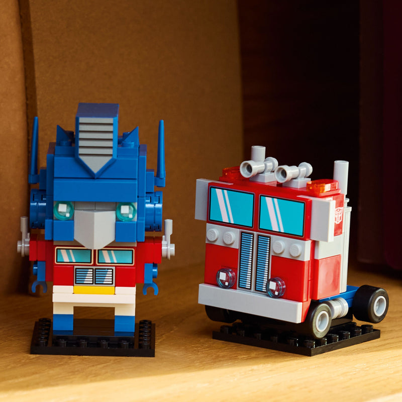 Optimus Prime Robot & Vehicle
