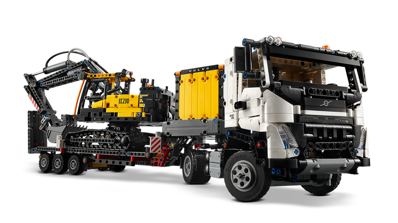 Volvo FMX Truck & EC230 Electric Excavator