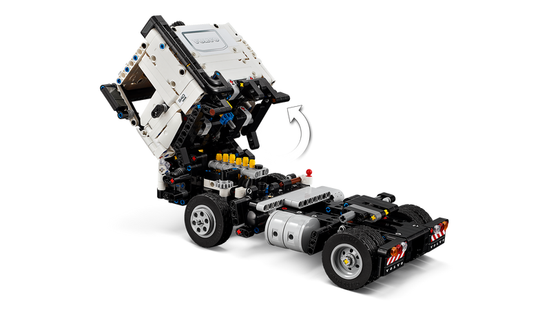 Volvo FMX Truck & EC230 Electric Excavator