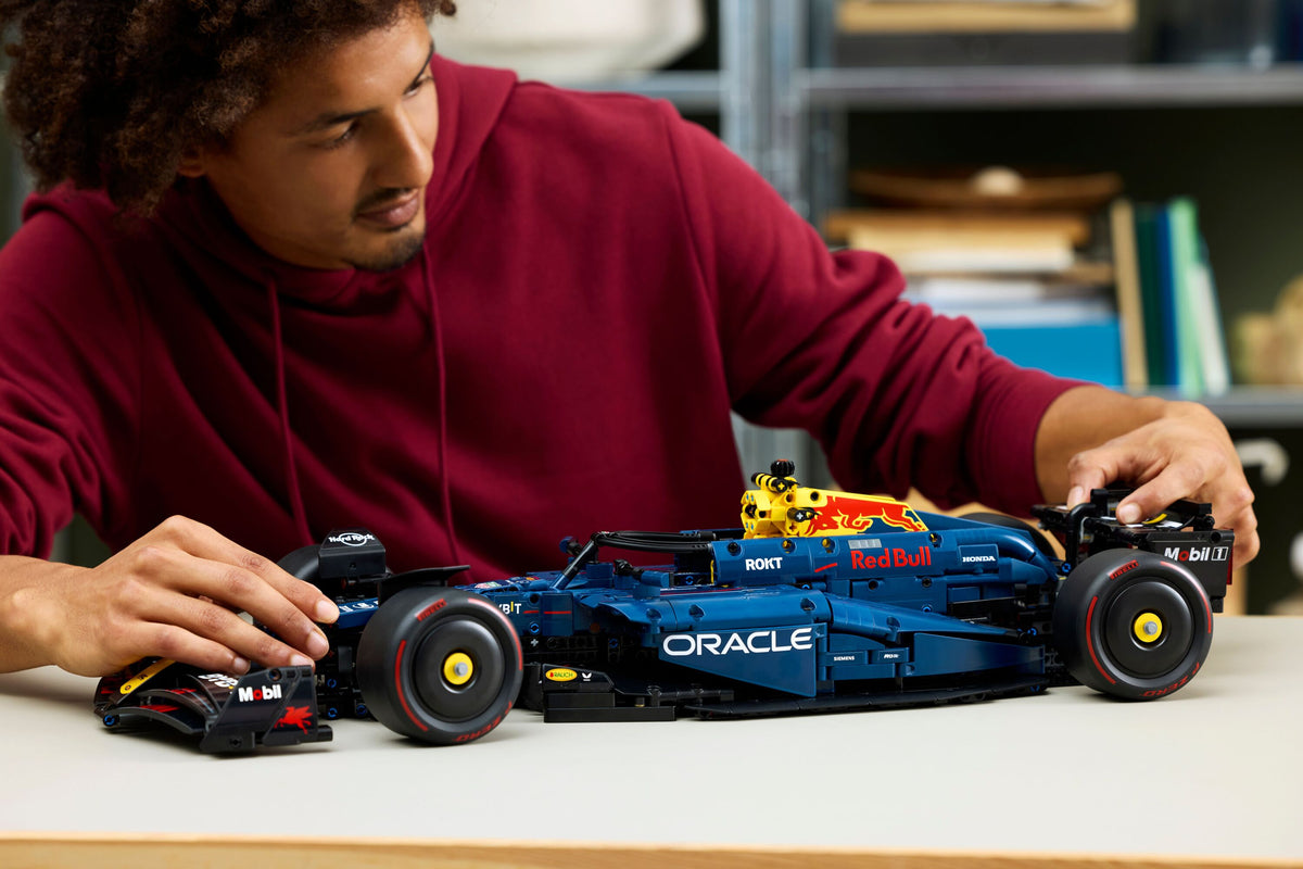 Oracle Red Bull Racing RB20 F1 Car