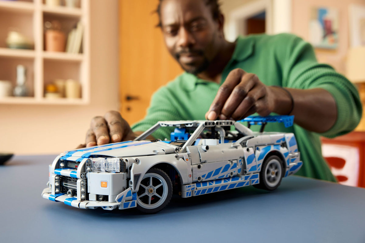 2 Fast 2 Furious Nissan Skyline GT-R (R34) Car