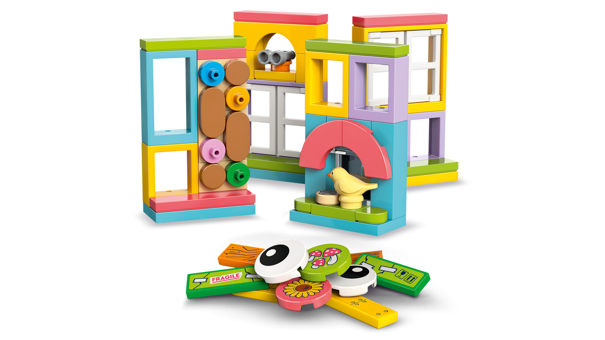 Friendship Tree House Hangout
