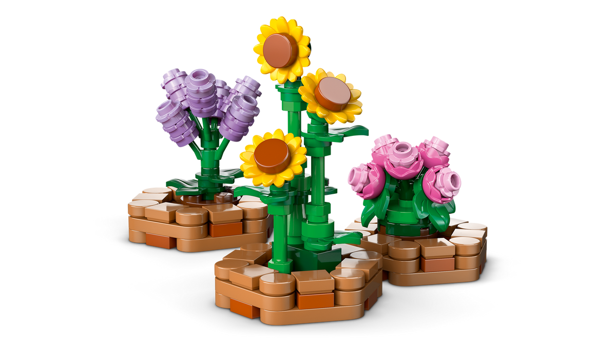 Beekeepers' House and Flower Garden