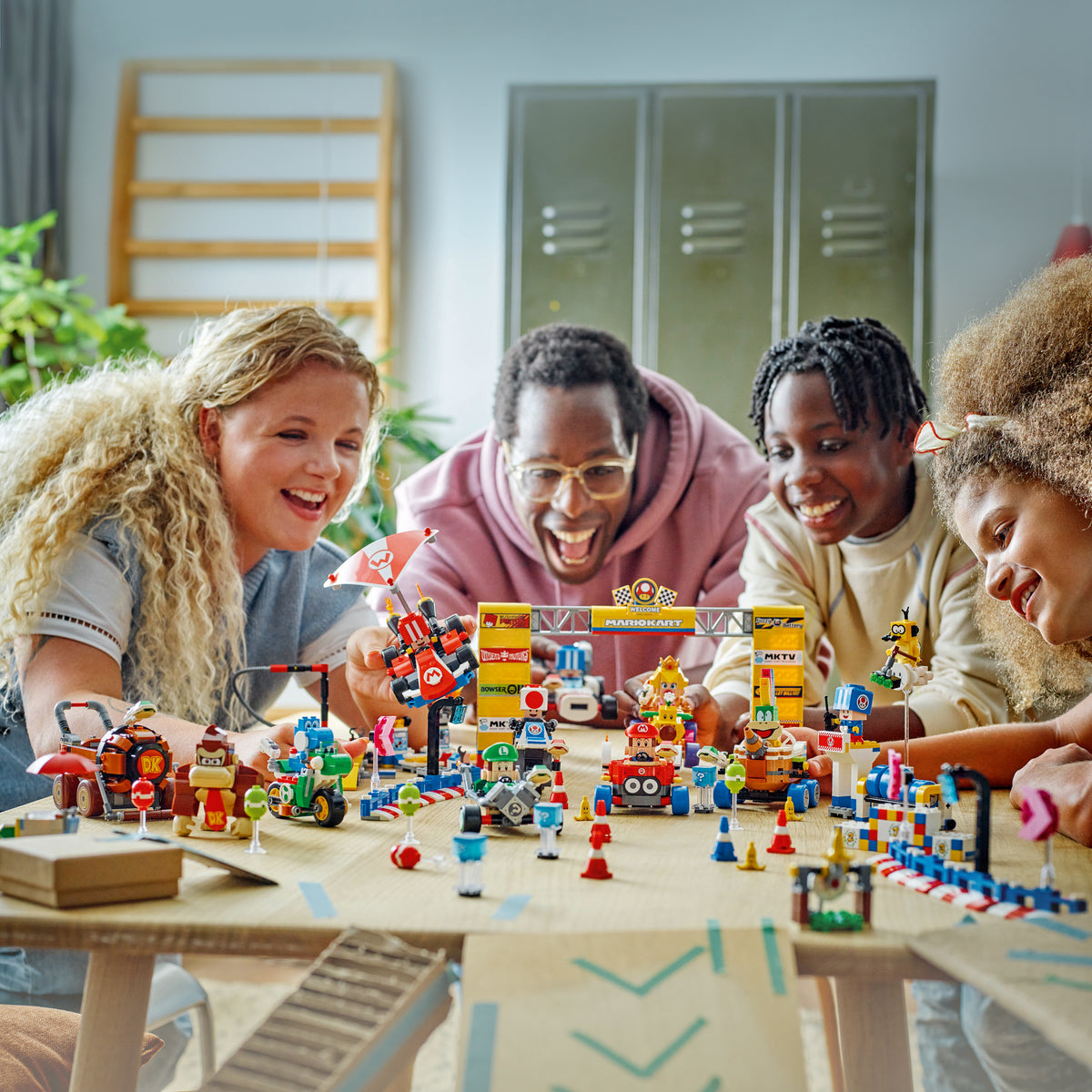 Mario Kart™ – Baby Mario vs. Baby Luigi