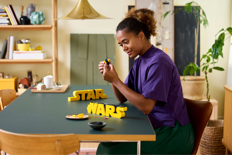 Brick-Built Star Wars™ Logo