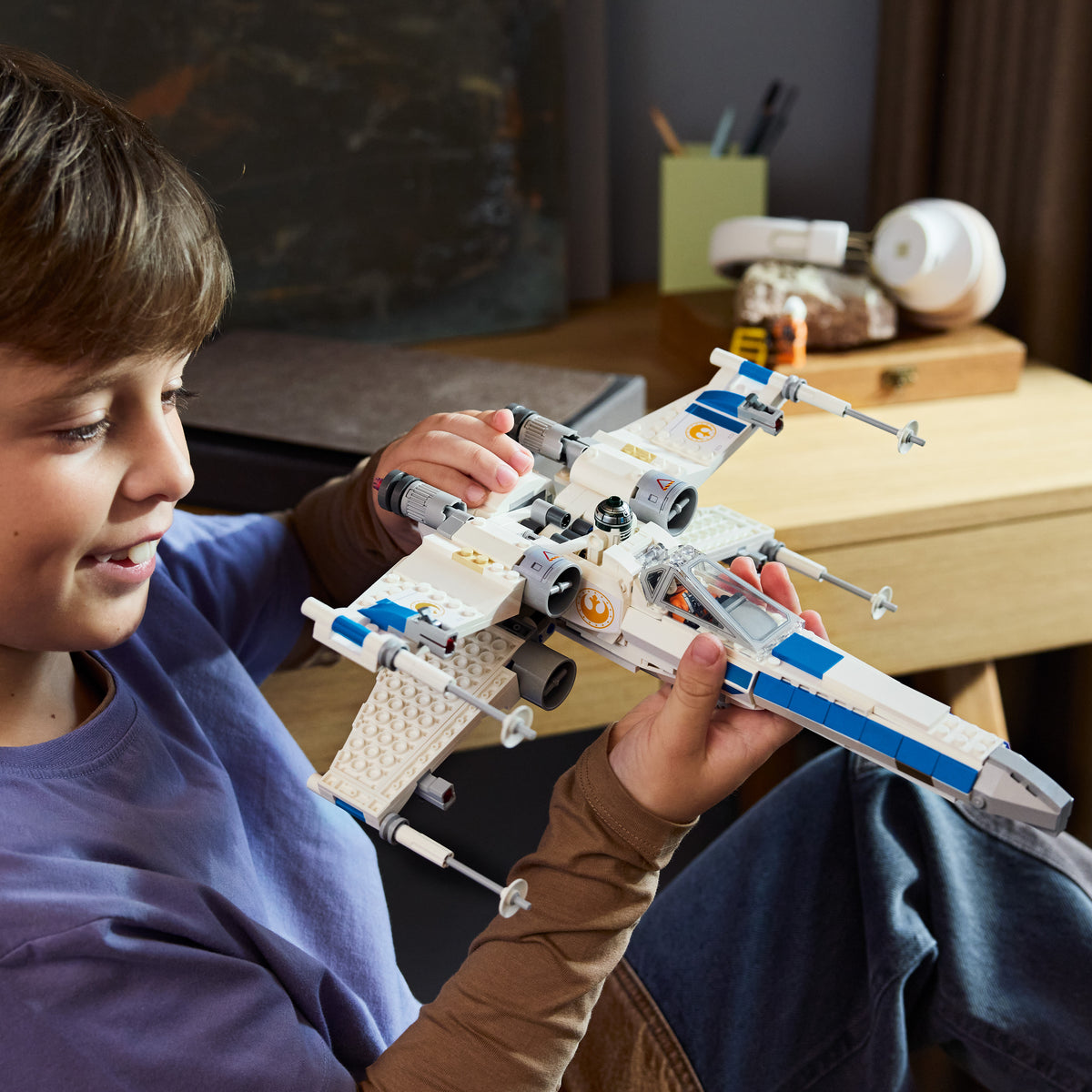 New Republic X-Wing Starfighter™