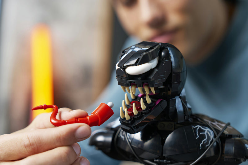 Venom Bust