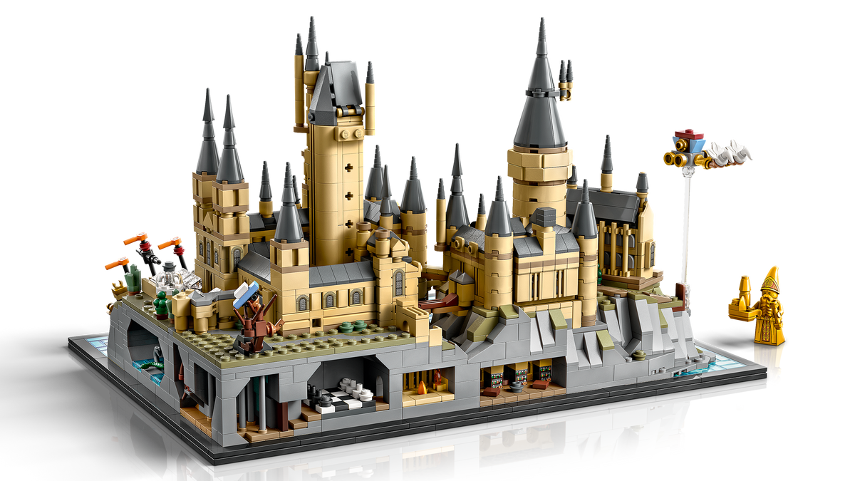Hogwarts™ Castle and Grounds