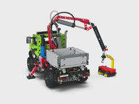 Mercedes-Benz Unimog U 5023 with Crane